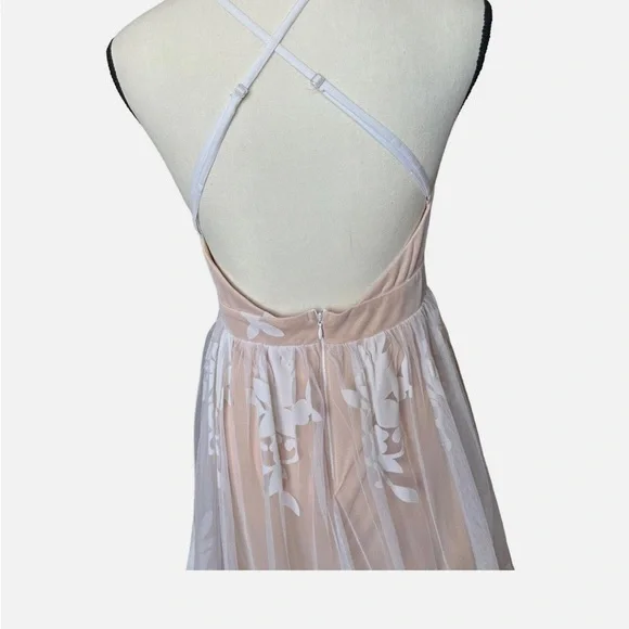 Nwt. Luxxel dress - Picture 6 of 6